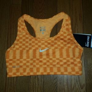 Nike sports bra NWT